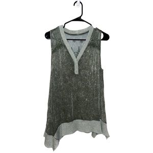 Umgee Green Acid Wash Lace Detailed Asymmetrical Hemline Tank Top Blouse